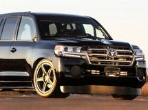 واردات لندکروز2025 با مصرف صدی 20 لیتر؛ تناقض آشکار در سیاست گذاری سوخت و ارز
