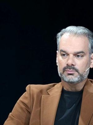 وقتی سران سه قوه مخالف «اینترنت پرو» هستتد، چه کسی این تصمیم را گرفته؟