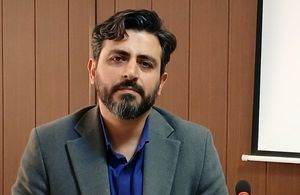 اقتصادمان را باید با سیاستمان تنظیم کنیم نه بالعکس