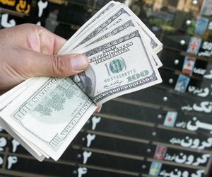 دلار در مسیر نزول: بازار تا کجا عقب می‌نشیند؟
