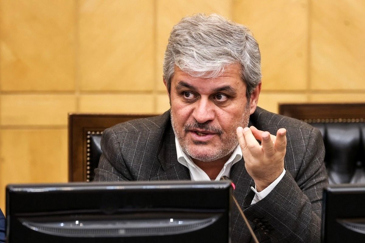 برخورد نمایندگان با بودجه ۱۴۰۵ به روایت تاجگردون/ لایحه بودجه انقباضی و سختگیرانه است