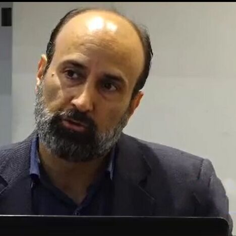 ابرپروژه‌های غیرضروری توان مدیریتی و منابع کشور را می‌بلعند