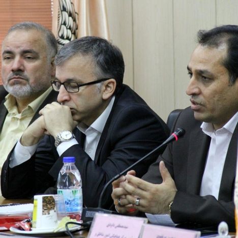 اولویت راه‌آهن برای تامین ناوگان از توان تولیدات داخل است
