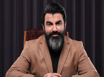 اصناف از کارت‌ بانکی بستگان استفاده می‌کنند
