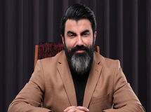 اصناف از کارت‌ بانکی بستگان استفاده می‌کنند
