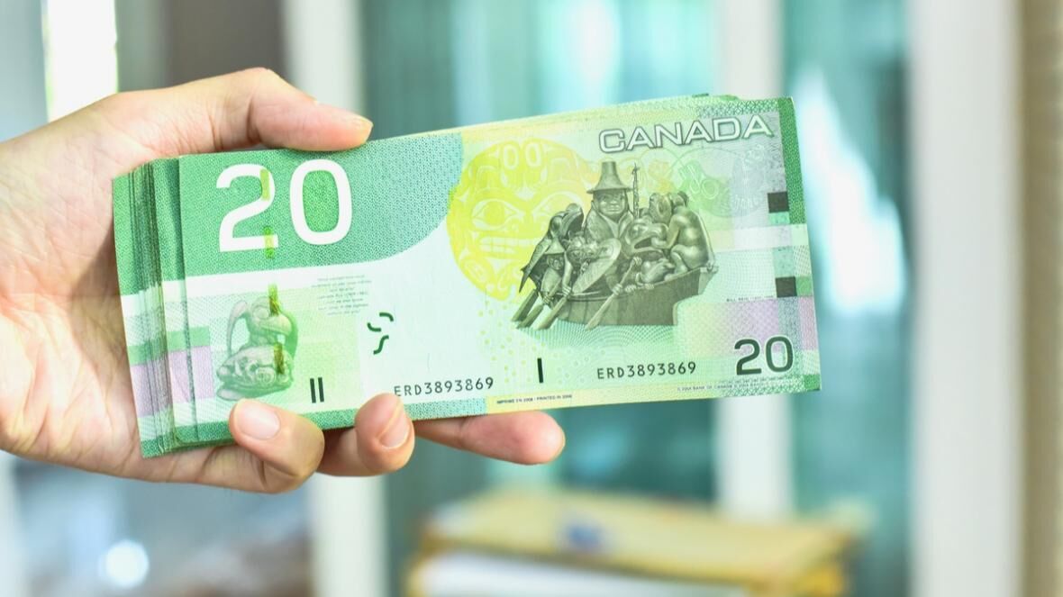 قیمت دلار کانادا؛ امروز ۱۴ مرداد 