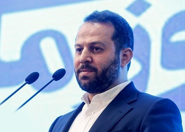 نتایج قرعهکشی خودروهای وارداتی امروز دوشنبه ۲۰ مرداد اعلام میشود.