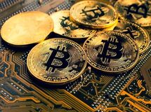 قیمت بیت کوین امروز پنجشنبه ۱ آبان ۱۴۰۴