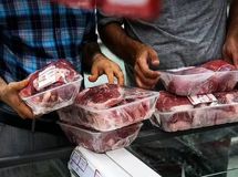 قیمت عجیب گوشت در ایران و مقایسه با نرخ جهان
