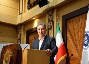 خواسته فعالان ‌بخش خصوصی: تک‌نرخی شدن ارز با شیب ملایم

