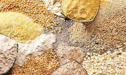 ۲ کشتی ۱۳۸ هزار تنی نهاده دامی در لنگرگاه در نوبت پهلو گیری هستند