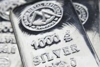 عبور قیمت نقره از مرز تاریخی / نقره برای نخستین بار ۳ رقمی شد

