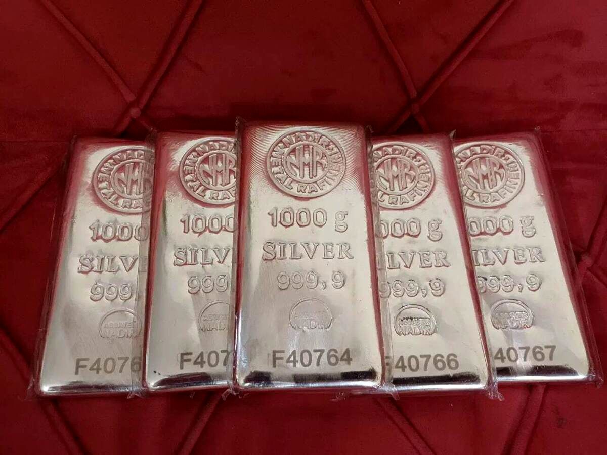 تحلیل گلدمن ساکس: احتمال اصلاح قیمتی شدید در بازار نقره