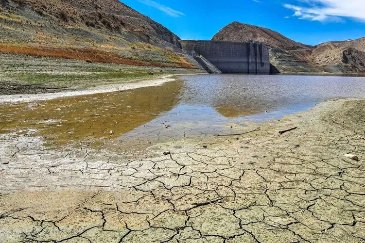 زمستان پایتخت در سایه تنش آبی / آب تهران در زمستان قطع می‌شود؟
