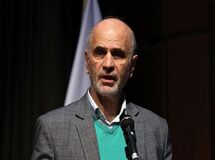 از زمان تاسیس بانک‌های خصوصی نرخ رشد نقدینگی ۱۰ هزار درصد شده