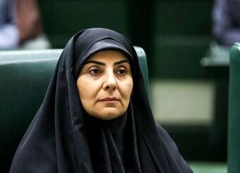 زمین مسکونی به خانواده‌های دو شهید دانش‌آموز تبریزی واگذار شد

