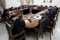 عارف در جلسه ستاد تنظیم بازار: نگذارید کالا‌ها را از قفسه فروشگاه‌ها جمع کنند