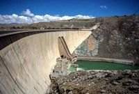 مافیای آب تصمیم می‌گیرد؛ کدام شهر آباد شود و کدام‌یک تشنه بماند!

