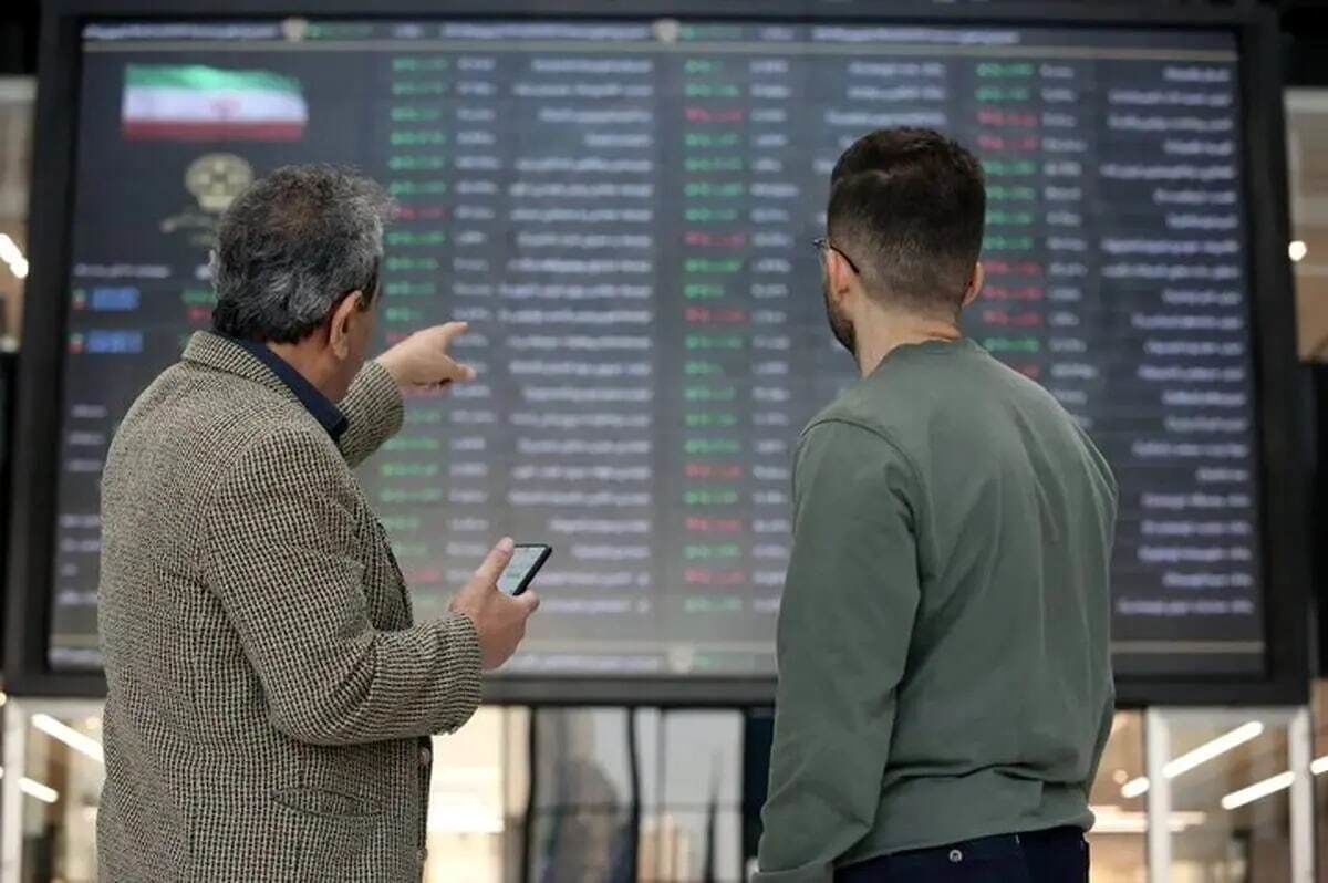 نوسان بورس میان نرخ بهره، دلار و تنشهای سیاسی