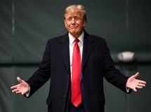 تصمیم تازه ترامپ چطور بازار نقره را تحت تاثیر قرار می‌دهد؟

