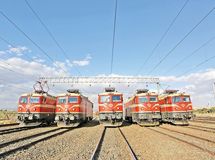 عدالت گم‌شده در تخصیص ارز / ارز صنایع ریلی ۶۵ برابر کمتر از خودروسازی است
