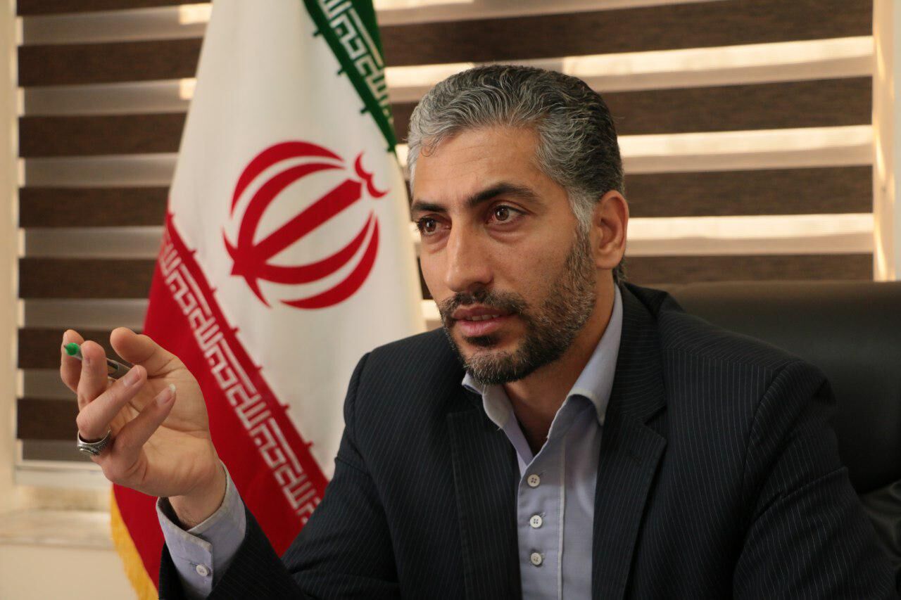 کشف ۱۰ تن برنج تقلبی در فردیس؛ معمولی در کیسه مرغوب
