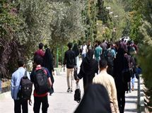 هر چه با سوادتر بیکارتر؛ ۵۱ درصد بیکاران، فارغالتحصیلان دانشگاه هستند