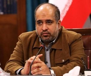 انتقاد تند خضریان از عملکرد وزیر کار؛ آقایان جوری بخورید که خفه نشوید!