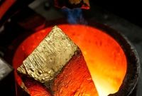 نخستین عبور طلای جهانی از مرز 4 هزار دلار
