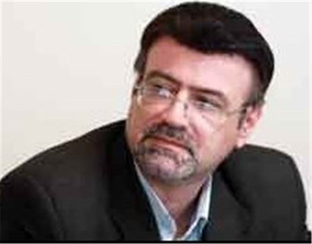 دلار ۳۷۰۰ تومانی برای اقتصاد ایران تبعات منفی دارد/ دو دلیل مهم گرانی دلار به حدود ۴۰۰۰ تومان