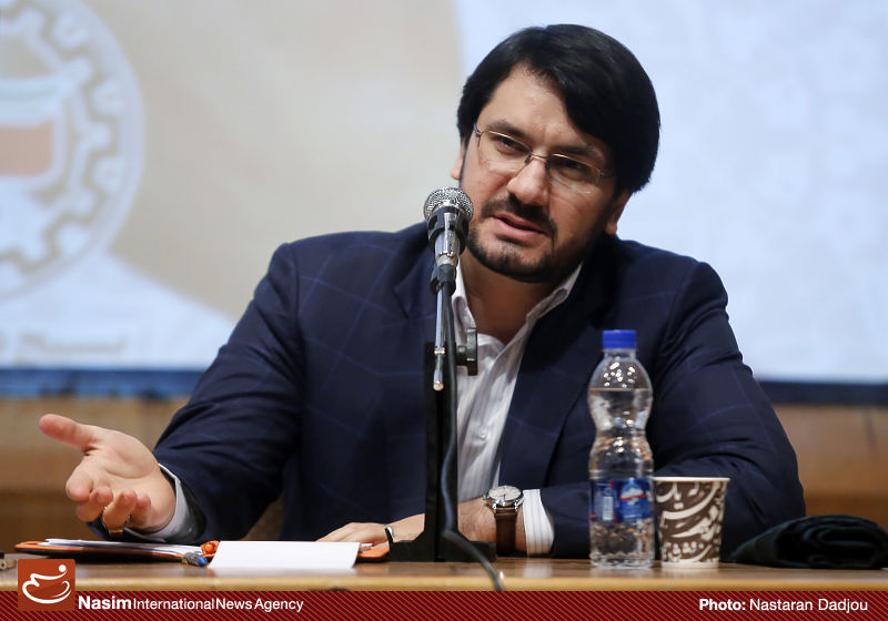 می خواهیم زنگنه را استیضاح کنیم اما رفقایش در مجلس نمیگذارند