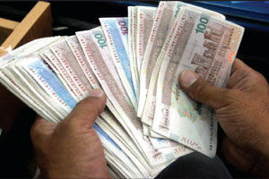 دولت روحانی در آستانه شکستن رکورد رشد نقدینگی قرار گرفت/ نقدینگی 38 درصد رشد کرد