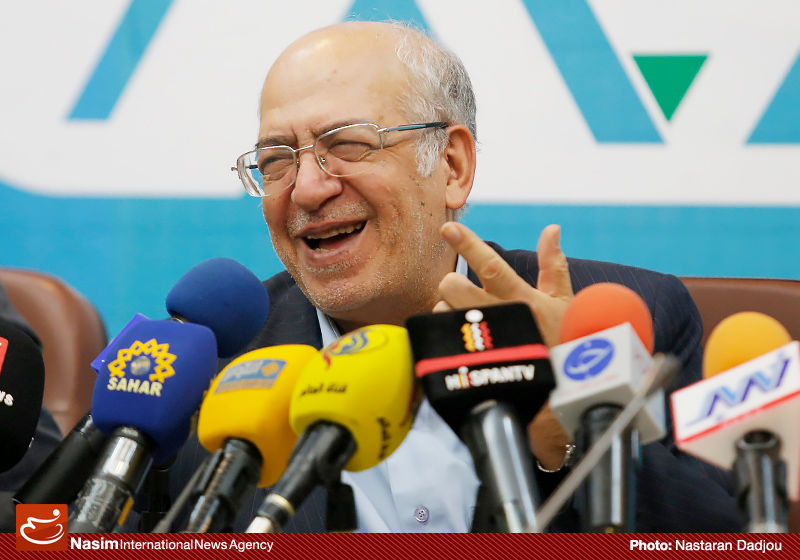 نعمتزاده در یک روز 14 حکم برای یک نفر صادر کرد/ دولت روحانی رکود ابوالمشاغل بودن مدیران را شکست