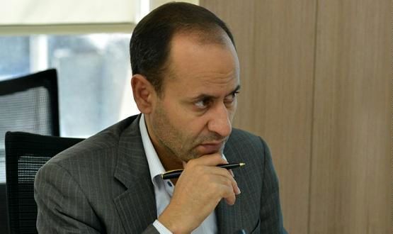 گفتار و عمل دولتمردان در اجرای اقتصاد مقاومتی همخوانی ندارد/ دولت انتظارات از برجام را خیلی بالا برد