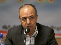 فاضلی: دولت بخش خصوصی را به ستاد اقتصاد مقاومتی راه نمی‌دهد/ بانک‌ها به دنبال حفظ توسعه واردات هستند