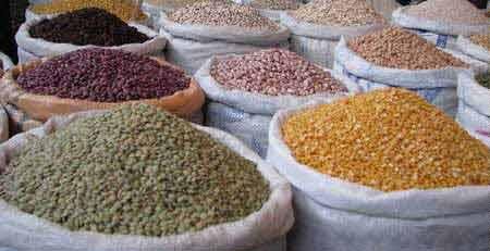 واردات حبوبات به صرفه است/ ایران بزرگترین واردکننده عدس از کاناداست/ حبوبات 10 تا 15 درصد گران شد