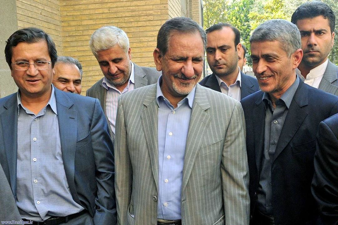 دستور وزارت اقتصاد به مدیران زیر مجموعه خود: فیش حقوقی مدیران احمدینژاد را منتشر کنید