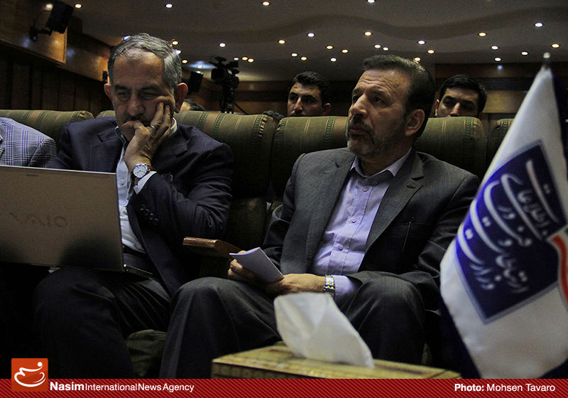 باجِ وزارت ارتباطات به انگلیسی‌ها/ به دستور انگلیسی‌ها، کسانی که در لیست تحریم هستند نباید در این همایش باشند!