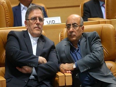 تلاش سیف و مدیرانش برای کاهش وام ازدواج/ رئیس کل بانک مرکزی زیر بار وام 10 میلیونی ازدواج نمی‌رود!