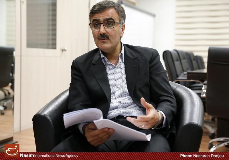 فرزین: عضویت ایران در FATF هیچ تاثیری بر بهبود روابط بانکی ندارد/ تعهدات دولت در این توافق سنگین و غیرقابل قبول است