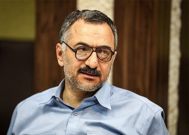 لیلاز: اشتباهات اقتصادی دولت روحانی یک فهرست بزرگ است/ دولت نباید به همه مردم یارانه بدهد