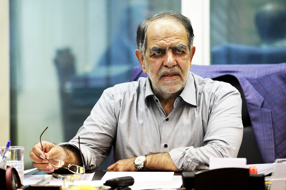 ترکان: چه چیزمان شبیه سنگاپور است که مناطق آزادمان باشد؟!