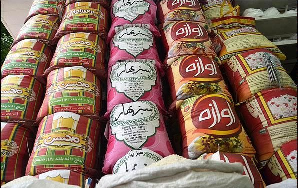 تمام برنجهای "محسن" هندی و پاکستانی است/ برنج ایرانی توزیع نمیکنیم!
