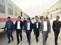 شعارهای دولت در توسعه حمل و نقل ریلی روی زمین ماند/ بانک صنعت و معدن برای نوسازی ناوگان ریلی یک ریال هم نداد!