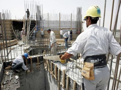 80 درصد کارگران ساختمانی در دولت یازدهم بیکار شدند/ دولت تدبیر و امید کارگران ساختمانی را بیمه نمی‌کند