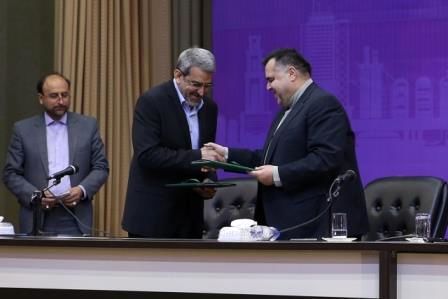 تفاهمنامه ساخت آزادراه کرمان - بندرعباس امضا شد
