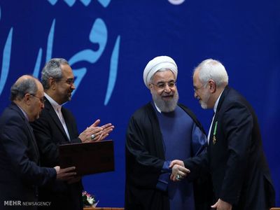 اعتراف 20 فعال اقتصادی به بسته بودن سوئیفت و ال‌سی در یکسالگی برجام!