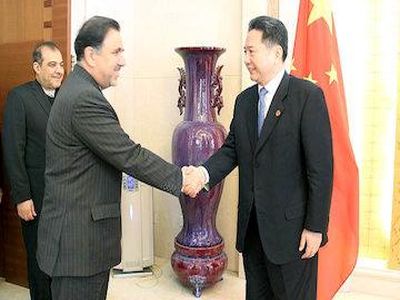 آخوندی برای خرید هواپیما دست به دامن چینی‌ها شد/ شرکت هواپیماسازی "کومک" هدف جدید وزیر راه دولت تدبیر