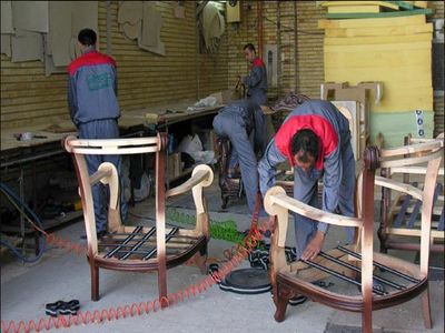 مواد اولیه تولید مبل 25 درصد گران شد/ مردم پول ندارند، مبل بخرند!