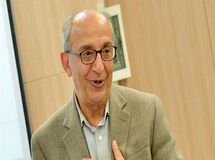 هادی زنوز: قیمت نفت در بودجه سال ۹۶ خوش‌بینانه است/ افزایش بودجه عمرانی ژست سیاسی دولت است